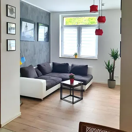 Geraeumige Moderne 3 Raumwohnung Apartment *